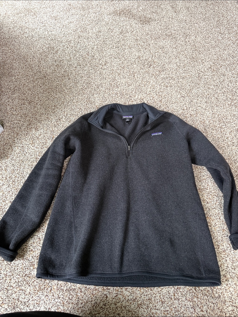 Patagonia Men’s Black Half-Zip Fleece Pullover